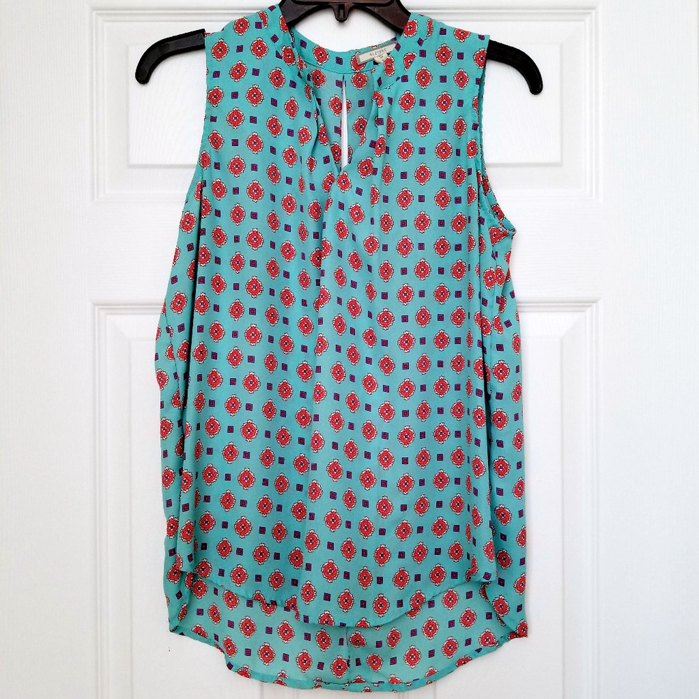 Pleione Sleeveless Blouse